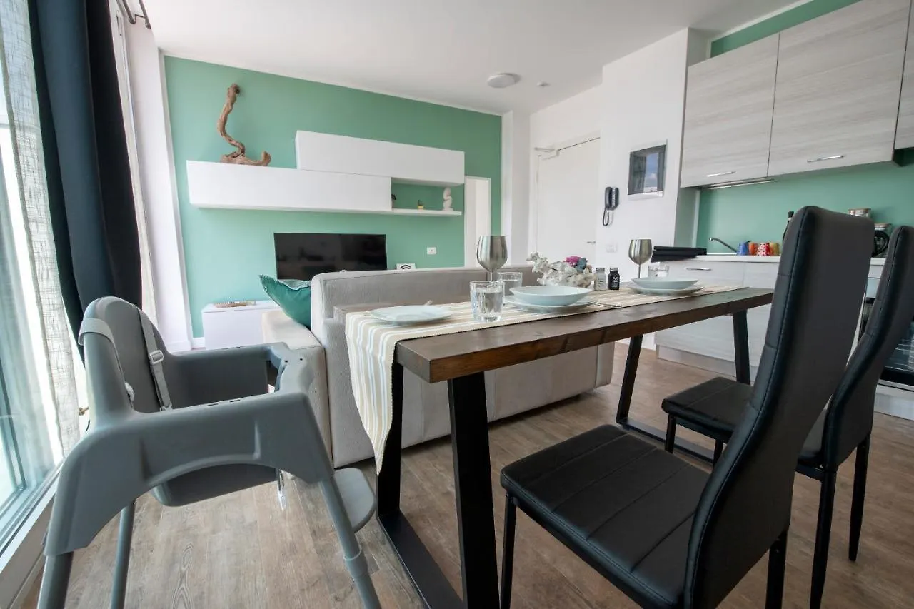 Appartamento Attico Luxury Con Parcheggio E Terrazza Vista Mozzafiato Genova
