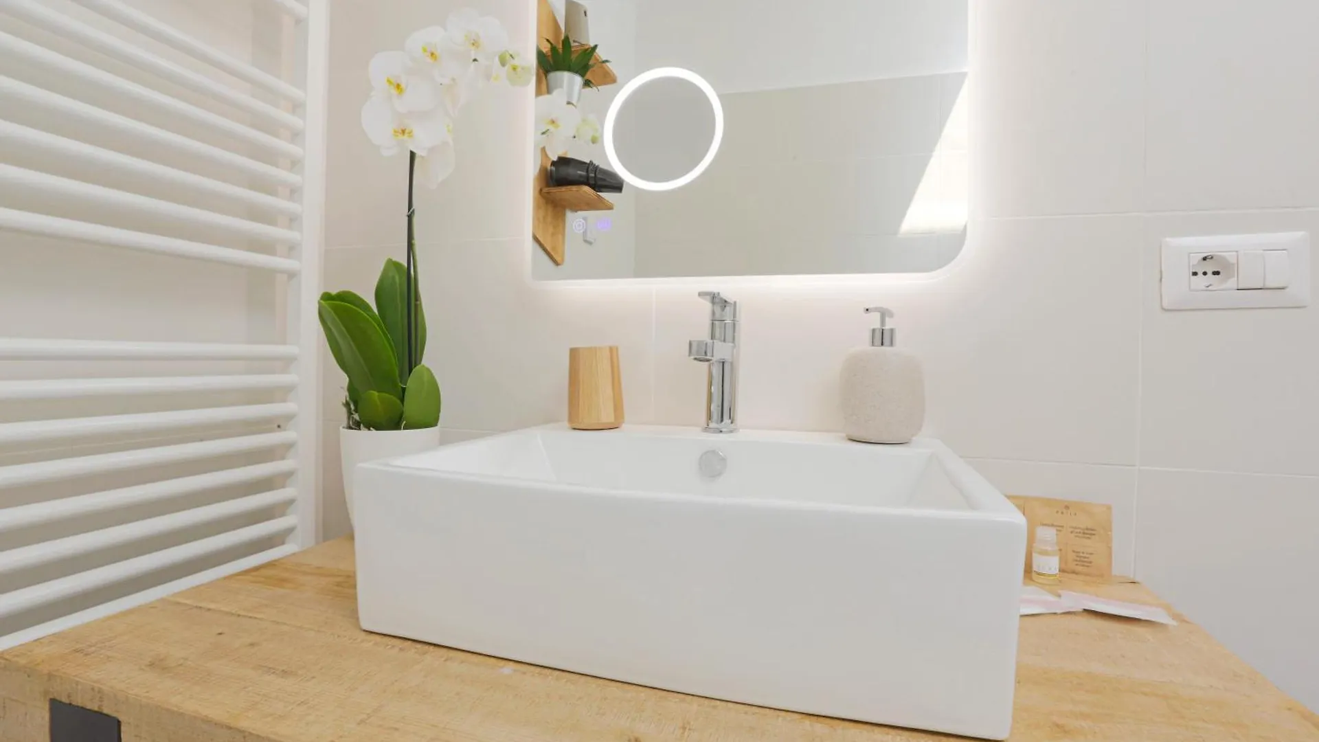 热那亚Attico Luxury Con Parcheggio E Terrazza Vista Mozzafiato公寓 0*, 热那亚 意大利
